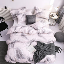 Load image into Gallery viewer, New Arrival 3pcs Bedding Set Marble Geometric Duvet Cover Sets With Pillowcase Quilt Cover Double sided Bed Linings Bedclothes
